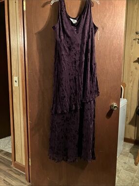 Mon Cheri Sleeveless Maxi Dress in Plum Purple